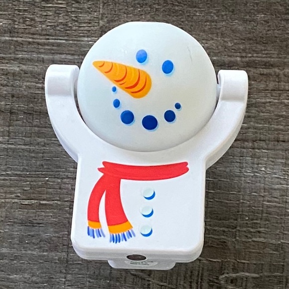 Other - 💞 Snowman Projection Nightlight